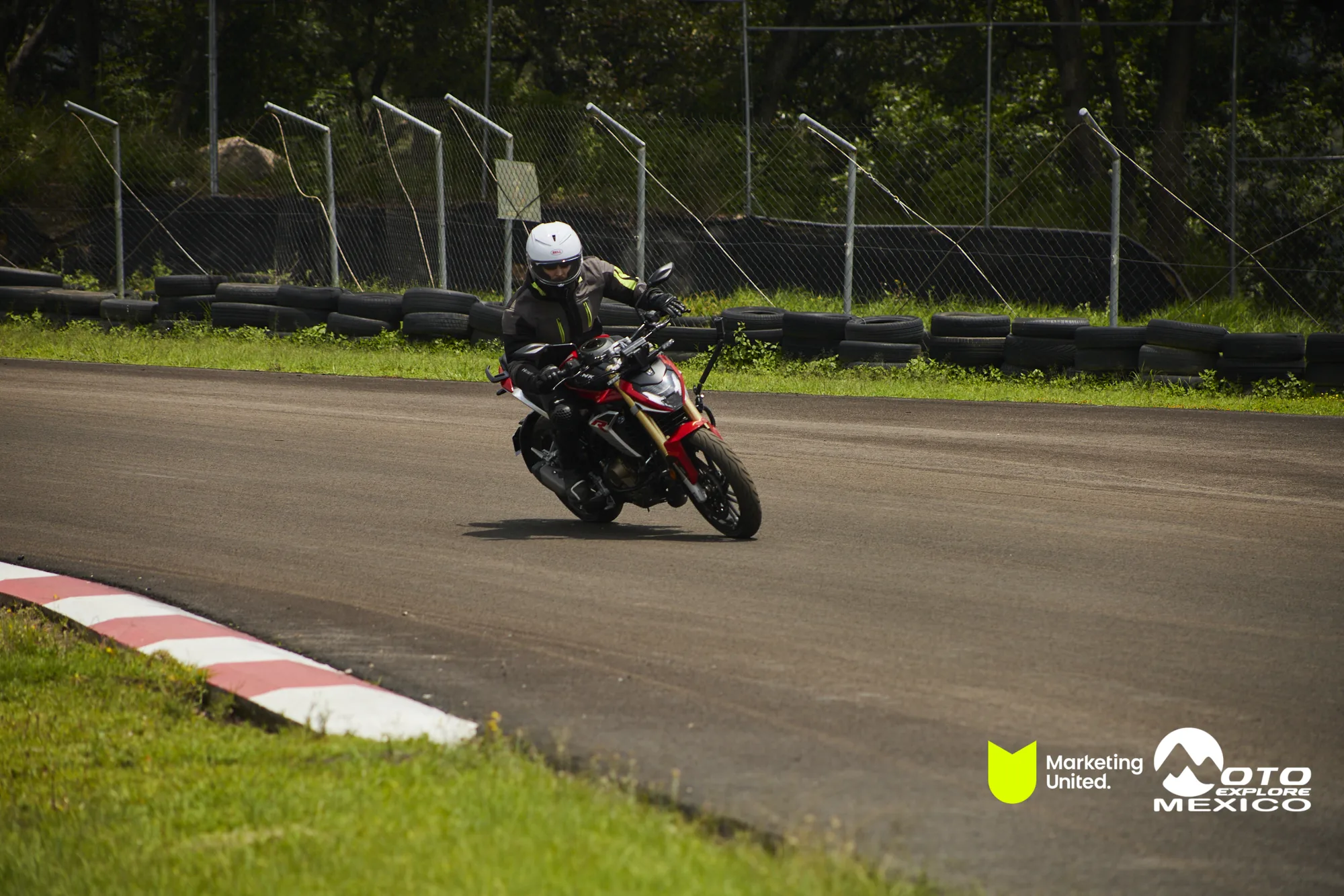 HUNK TRACKDAY 400